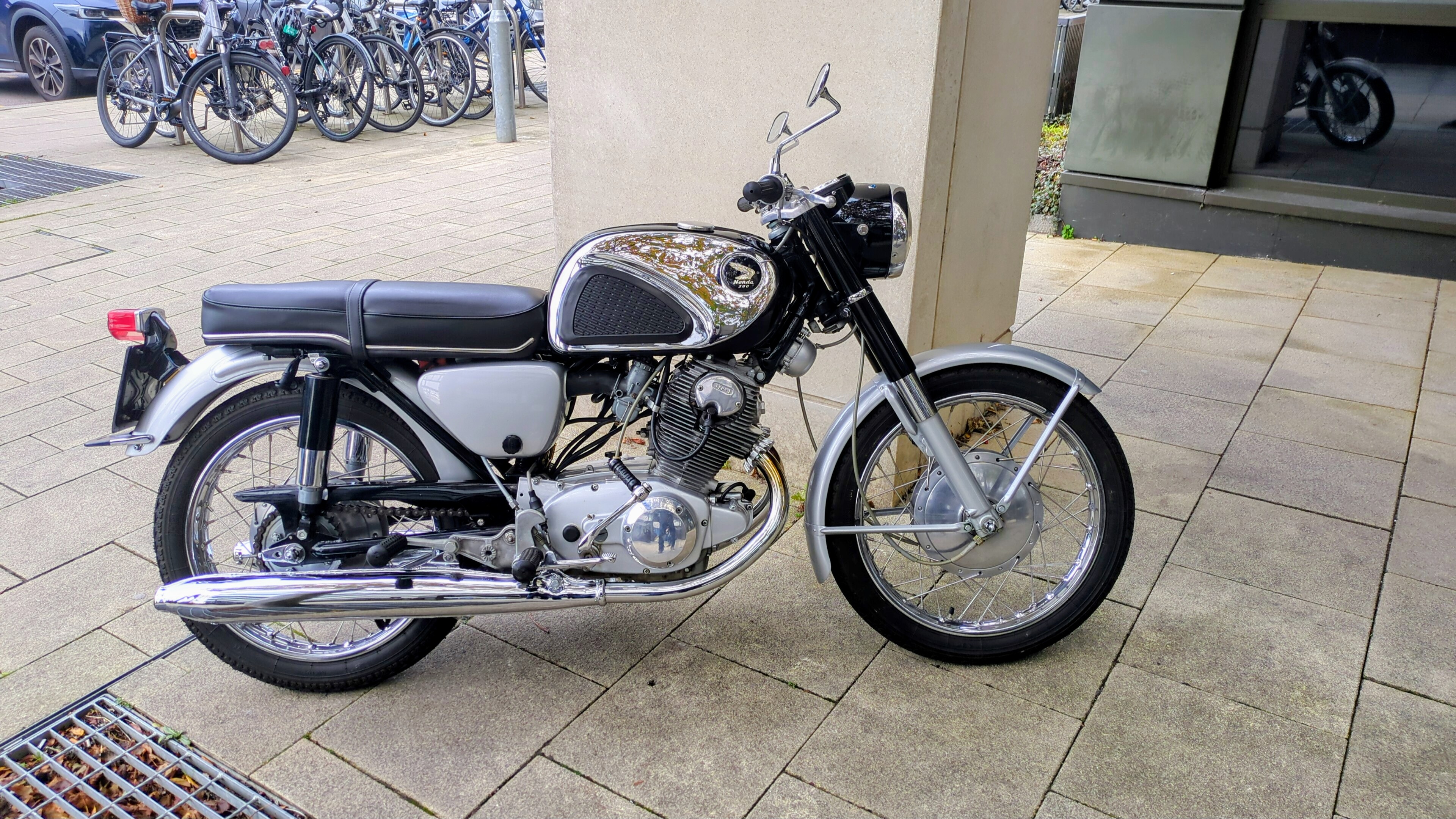 Honda CB77 Super Hawk